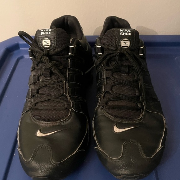 Black Nike - Size 11.5 - Picture 3 of 8